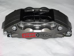 4 piston calipers