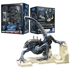 predator statues