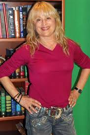 mari winsor