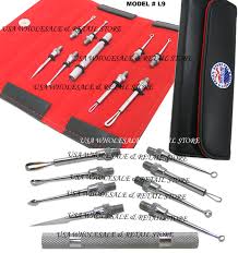 pimple extraction tool