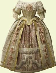queen victoria costumes