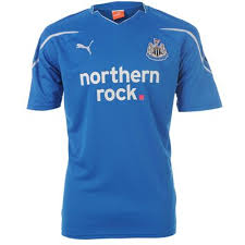 puma football jersey