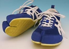 toe trainers
