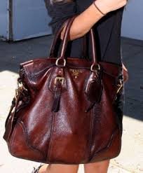 guess shoulder bags