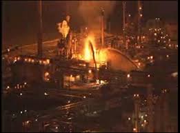 refinery explosion