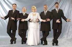 los 5 latinos