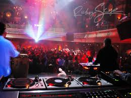 wallpaper night club