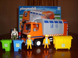 trash trucks toys