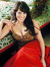 Picture of Sara Ramirez