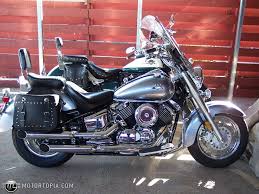 1100 v star
