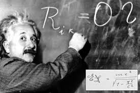 albert einstein e mc&sup2;
