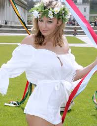 Keeley Hazell fashion