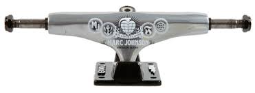thunder truck skateboard