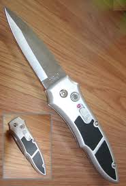 automatic pocket knives