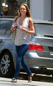Leighton Meester no clothes