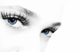 eyelash and eyebrow tint