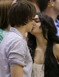 zac and ashley kissing
