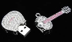 necklace usb