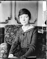 Margaret Sanger, Social