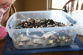 rubbermaid compost bin