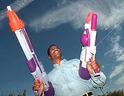super soaker aqua blaster 2000