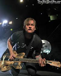 blink 182 concert shirts
