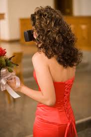 hairstyles for long curly hair