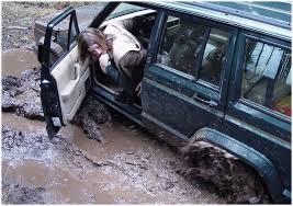 car stuck girls