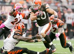 RB Peyton Hillis-