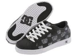 famous sas shoes