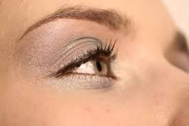 thinning eyebrows