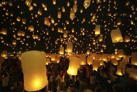 thai floating lanterns