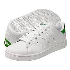stan smith tennis shoe