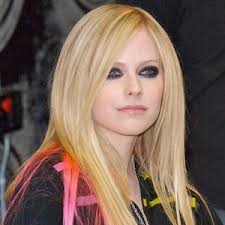 pics of avril lavigne