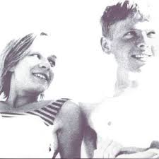 Belle & Sebastian - 3.. 6.. 9 Seconds Of Light