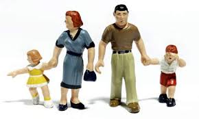 children figurines