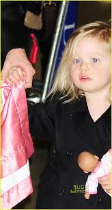 angelina jolie twins pics