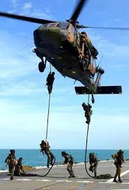 black hawk helicopter