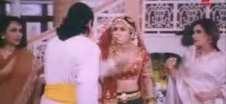 hum tum pe marte hain