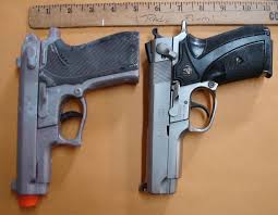 toy guns