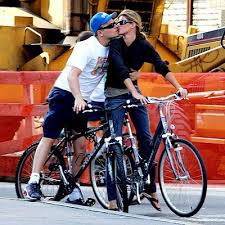 Leonardo DiCaprio kissing