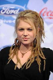 crystal-bowersox-dreadlocks.