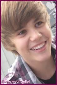 FOTO JUSTIN BIEBER TERSENYUM I LOVE YOUR SMILE
