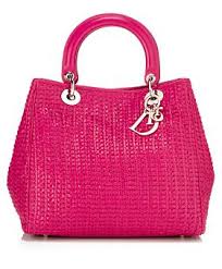 نظارات وحقائب ديور خطيييييييييييير Dior-shocking-pink-soft-woven-medium-bag