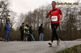 (4:07 min./km), Friedhelm Reitz in 39:20,35 min. (4:22 min./km), Bernd Knie in 44:03,01 min. (4:54 min./km) und Ludger Jansen in 46:10,36 min. (5:08 min.