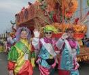 MARDI GRAS 2012: Celebs, Entertainers & Revelers Parade in New ...