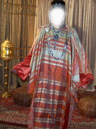 اللباس التقليدي للبلدان العربية  Images?q=tbn:ANd9GcQCXMnsMyQpJhB5XKYmjOQdyz61iRieS0fe2GDO8nReeHLdQ3DjZQ