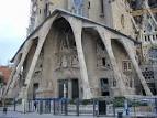 Architect: Antoni Gaudi (1852 -1926) | ArtiFact :: Free ...