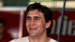 Alex Zanardi is not a man who quits. This former Formula 1 and Champ Car driver-turned paralympian is testament to the kind of rugged determination we ... - alex%2520zanardi%2520wins%2520paralympic%2520gold