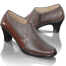 Jual Sepatu Pantofel Wanita / Pantofel Boots Wanita / Sepatu Kerja ...